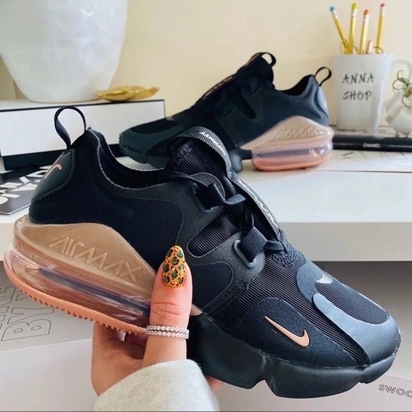 Nike Shoes - Nike Air Max Infinity - Rose Gold